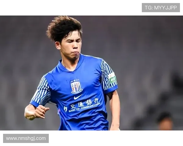 海港战江原启用三中卫考察外援